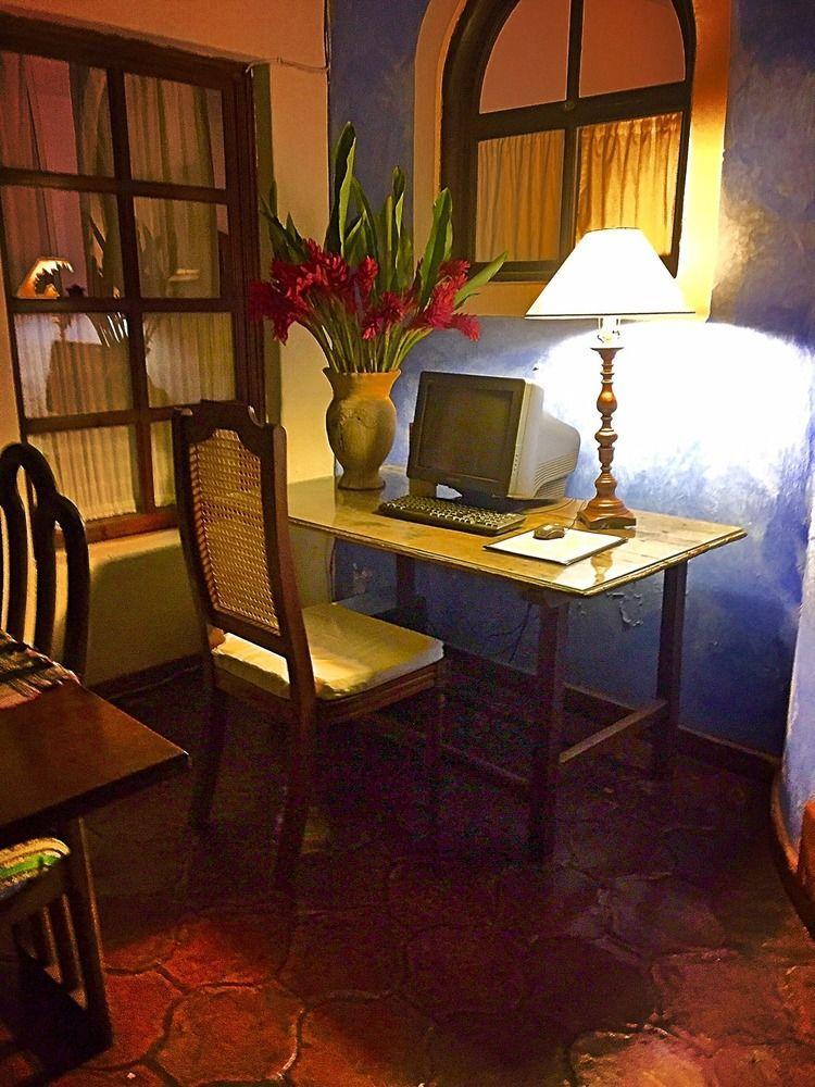 Hotel Casa Capuchinas Antigua Zewnętrze zdjęcie